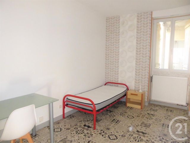 Appartement F1 à louer - 1 pièce - 30.25 m2 - LE CREUSOT - 71 - BOURGOGNE - Century 21 Agence De La Verrerie Appartement F1 à louer - 1 pièce - 30.25 m2 - LE CREUSOT - 71 - BOURGOGNE - Century 21 Agence De La Verrerie