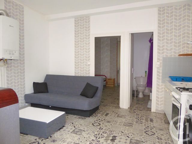 Appartement F1 à louer - 1 pièce - 30.25 m2 - LE CREUSOT - 71 - BOURGOGNE - Century 21 Agence De La Verrerie Appartement F1 à louer - 1 pièce - 30.25 m2 - LE CREUSOT - 71 - BOURGOGNE - Century 21 Agence De La Verrerie