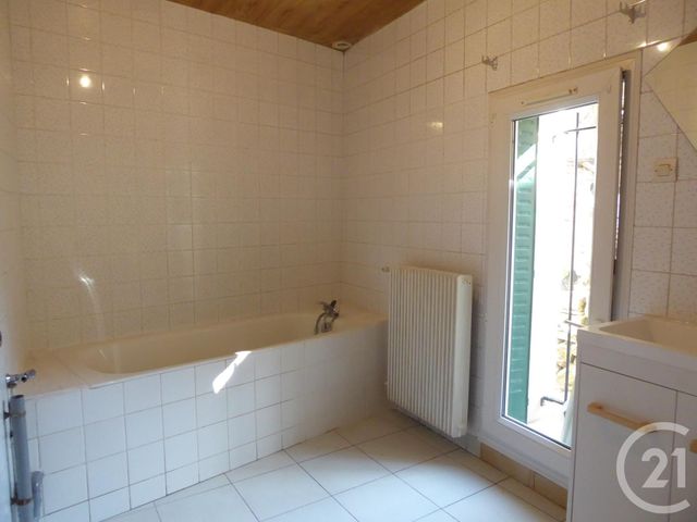 Afficher la photo en grand maison à louer - 4 pièces - 70.0 m2 - MONTCENIS - 71 - BOURGOGNE - Century 21 Agence De La Verrerie