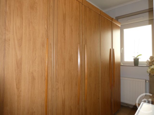 Afficher la photo en grand maison à vendre - 6 pièces - 160.0 m2 - LE CREUSOT - 71 - BOURGOGNE - Century 21 Agence De La Verrerie