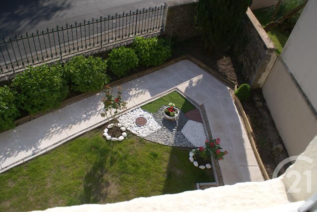 Afficher la photo en grand maison à vendre - 6 pièces - 160.0 m2 - LE CREUSOT - 71 - BOURGOGNE - Century 21 Agence De La Verrerie