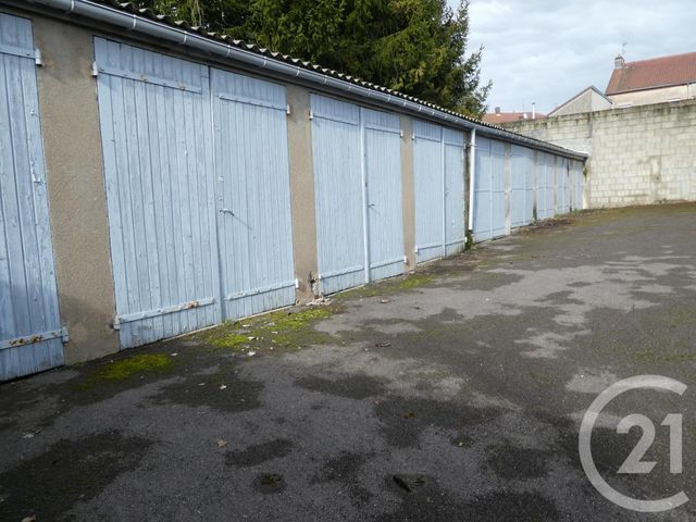 parking à louer - 12.0 m2 - LE CREUSOT - 71 - BOURGOGNE - Century 21 Agence De La Verrerie