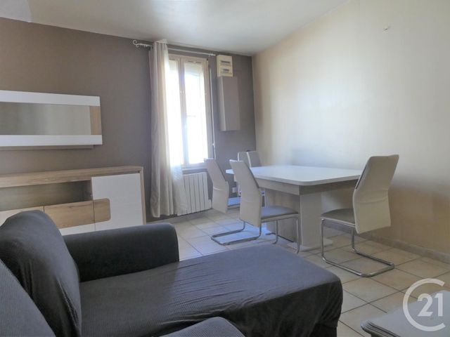 Appartement F2 à louer - 2 pièces - 53.0 m2 - LE CREUSOT - 71 - BOURGOGNE - Century 21 Agence De La Verrerie
