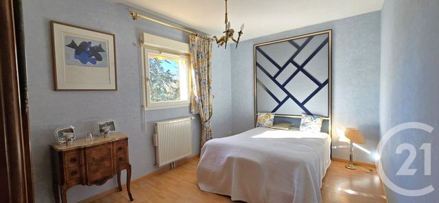 Appartement F4 à vendre - 4 pièces - 87.4 m2 - LE CREUSOT - 71 - BOURGOGNE - Century 21 Agence De La Verrerie