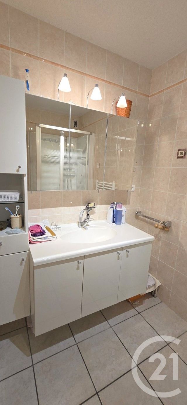 Appartement F4 à vendre - 4 pièces - 87.4 m2 - LE CREUSOT - 71 - BOURGOGNE - Century 21 Agence De La Verrerie