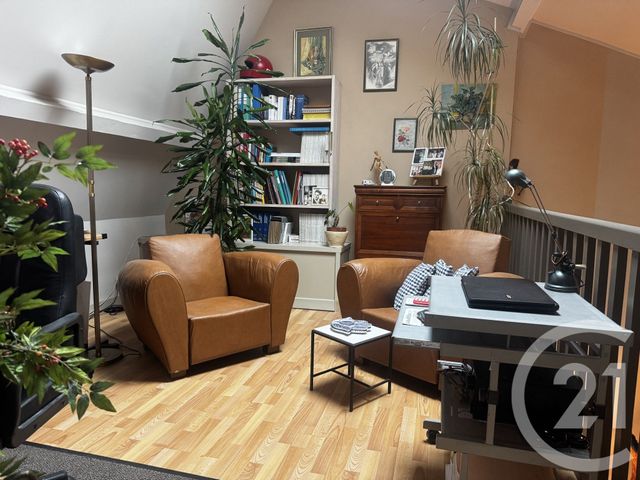 Appartement Duplex à vendre - 5 pièces - 91.16 m2 - BEAUNE - 21 - BOURGOGNE - Century 21 Agence De La Verrerie