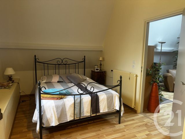 Appartement Duplex à vendre - 5 pièces - 91.16 m2 - BEAUNE - 21 - BOURGOGNE - Century 21 Agence De La Verrerie