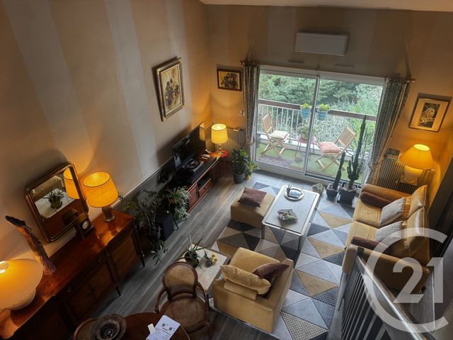 Appartement Duplex à vendre - 5 pièces - 91.16 m2 - BEAUNE - 21 - BOURGOGNE - Century 21 Agence De La Verrerie