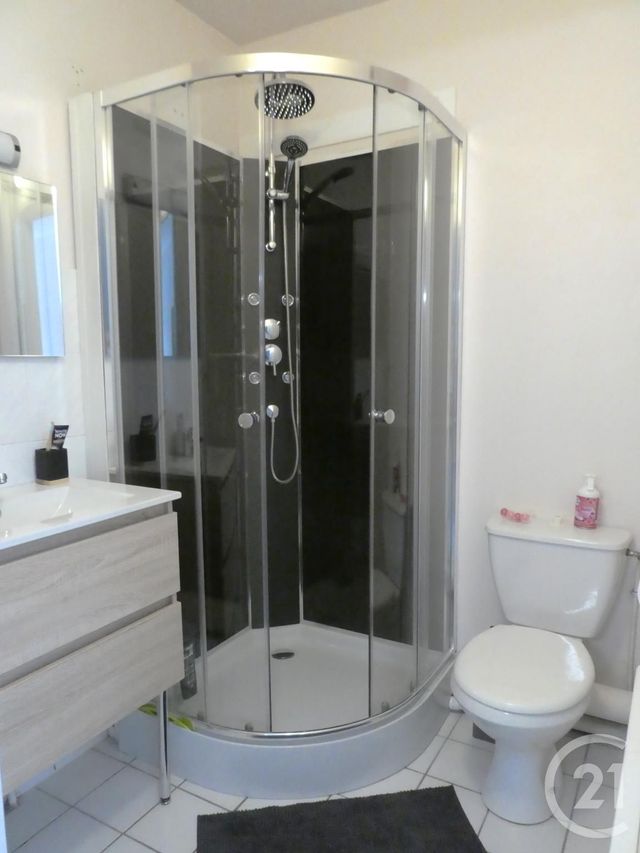 Appartement Studio à vendre - 1 pièce - 18.0 m2 - LE CREUSOT - 71 - BOURGOGNE - Century 21 Agence De La Verrerie