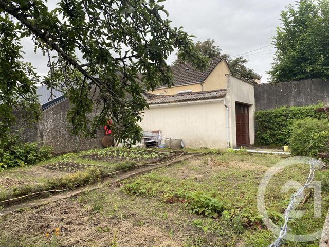 Afficher la photo en grand maison à vendre - 7 pièces - 117.0 m2 - LE CREUSOT - 71 - BOURGOGNE - Century 21 Agence De La Verrerie